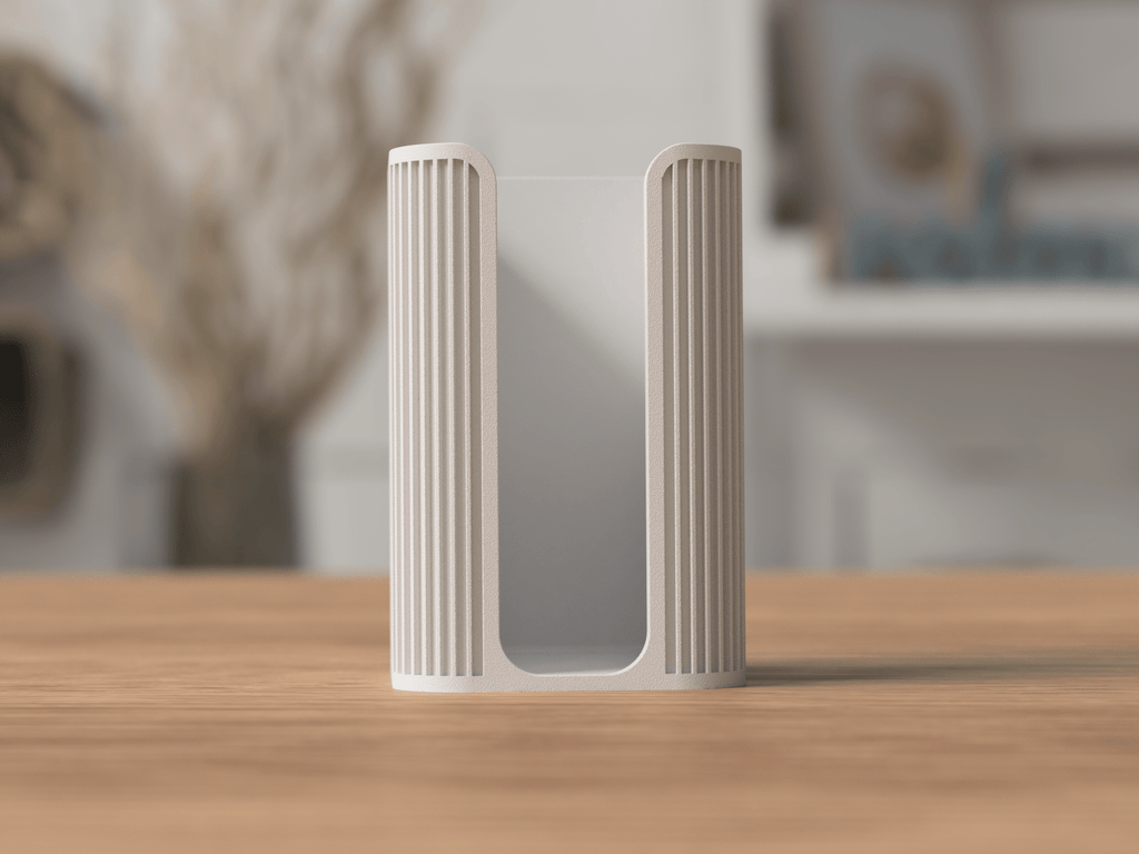 Nordisk minimalistisk bomuldspude holder stylet i moderne badeværelse